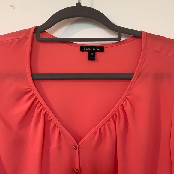 Pink top - Picture 3 of 4